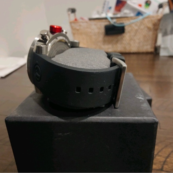 Redline watch - Picture 6 of 7